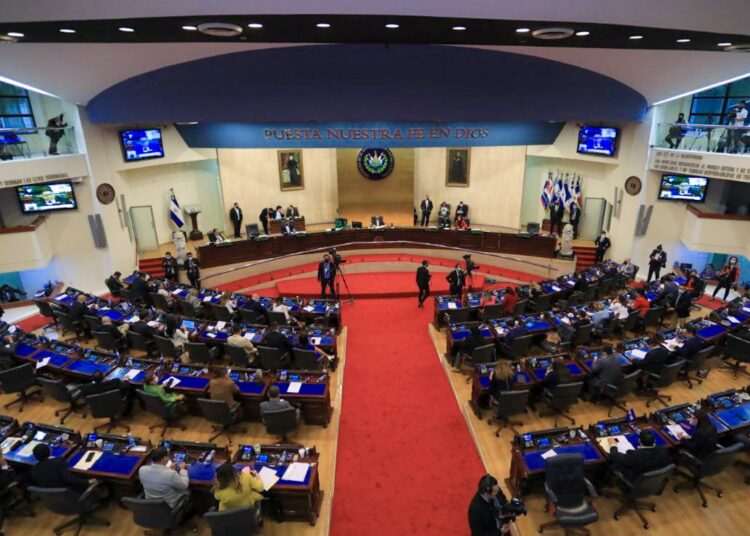 Diputados aprueban reformas para fortalecer el sistema de trasplantes en El Salvador