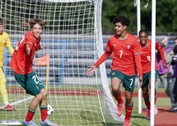 Hijo de Cristiano marca un doblete y levanta su primer trofeo con Portugal