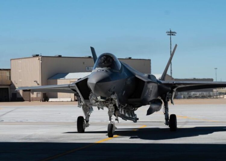 Reino Unido comprará doce aviones F-35 con capacidad nuclear