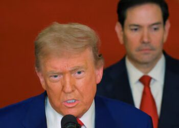 Donald Trump critica bombardeos de Israel a Irán tras el acuerdo de alto el fuego