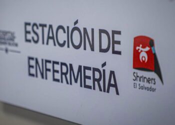 Autoridades del Gobierno inauguran la remodelada área de Ortopedia en el Hospital Benjamín Bloom