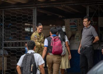 Ministra de Educación implementará Reglamento de Cortesía Escolar