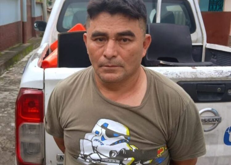 Sujeto es detenido por atacar con una navaja a su amigo