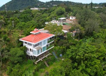 FGR incauta más de $6.5 millones en bienes a estructura dedicada al tráfico ilegal de personas 