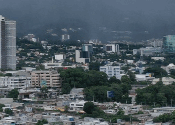 MARN prevé incremento en la nubosidad y lluvias en el país 