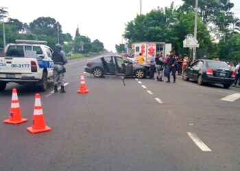 Conductor pierde la vida por no respetar la señal de tránsito