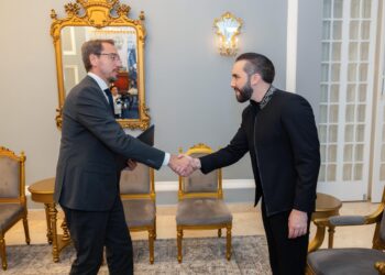 El nuevo Embajador de la Unión Europea en El Salvador presentó sus cartas credenciales al Presidente Bukele