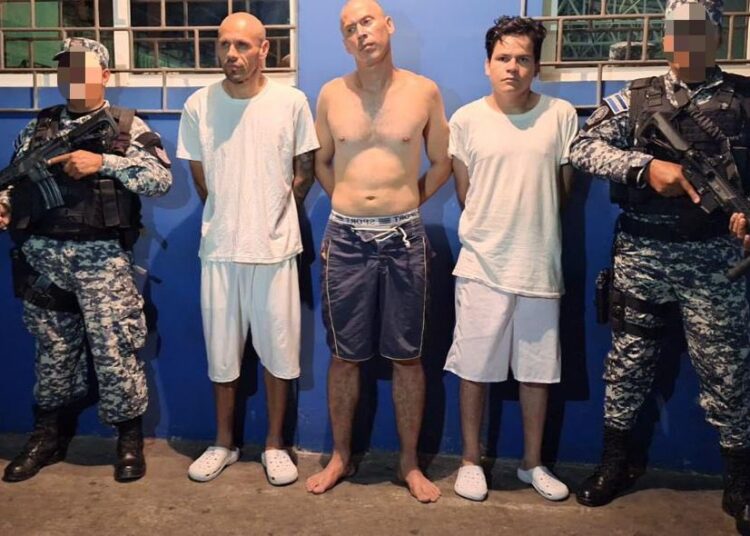 Ministro de Seguridad informa la captura de tres sujetos responsables del asesinato de un joven de 24 años