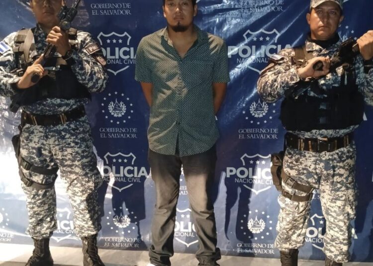 Capturan a hombre acusado de asesinar a su novio en Apopa