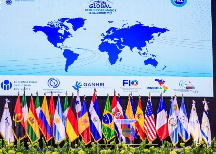 Autoridades realizan la primera Cumbre Global sobre Derechos Humanos en El Salvador 