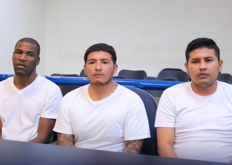 Condenan a 15 años de prisión a extranjeros por transportar droga valorada en 52 millones de dólares 