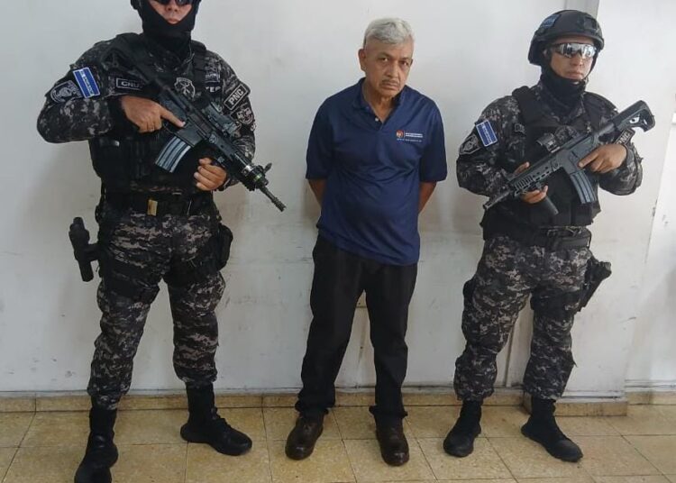 Policía captura a sujeto que quedó grabado en video mientras hurtaba un celular en Tonacatepeque