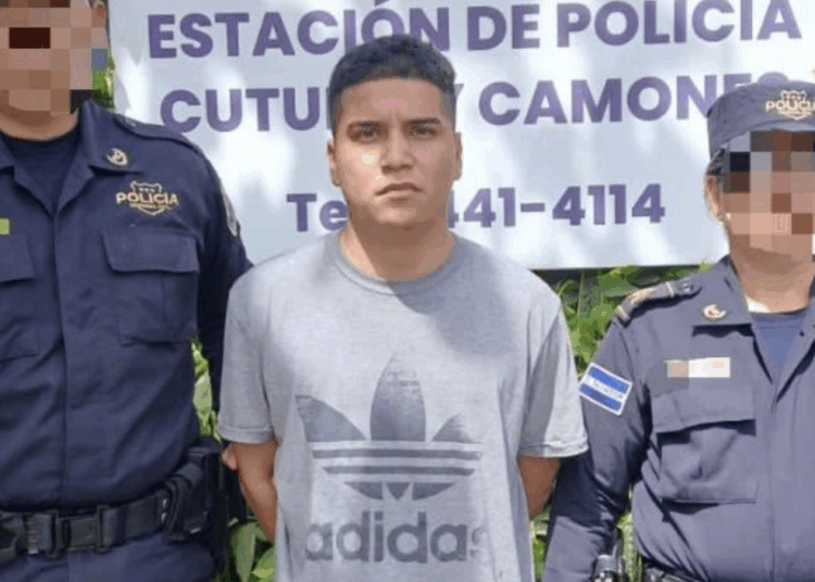 Capturan a sujeto que golpeó e intento asfixiar a un joven 