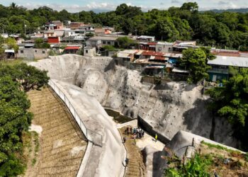 Gobierno elimina cárcava en Soyapango con una inversión de $1.5 millones 