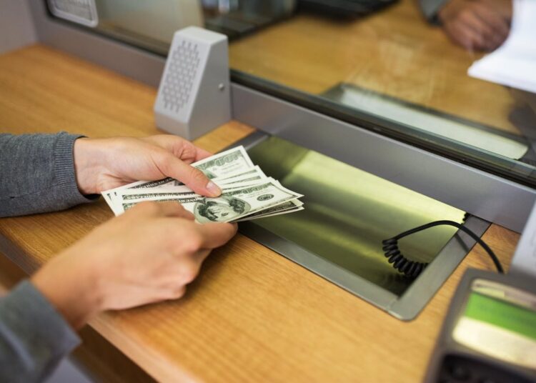 Presidente Bukele anuncia pago adelantado de aguinaldos del sector público este 24 de octubre 