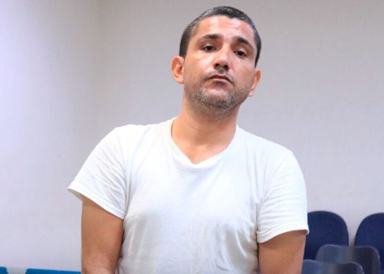 Condenan a 50 años de prisión a hombre que causó la muerte de su hijastro de dos años en Apopa  