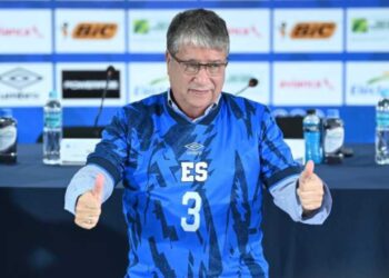 Confirman la continuidad de «El Bolillo» Gómez al frente de La Selecta