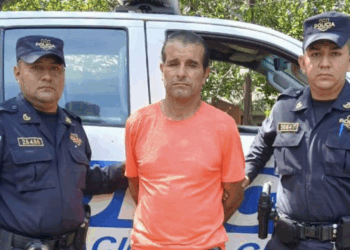 Capturan a sujeto en cementerio de Santa Ana tras hurtar cartera a una mujer que «enfloraba» 