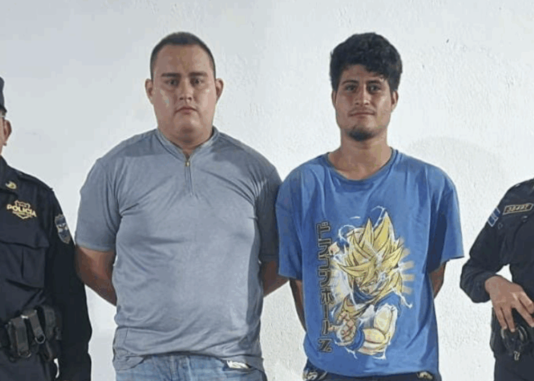 PNC arresta a dos hombres por protagonizar pelea en estado de ebriedad durante un baile en Chalatenango