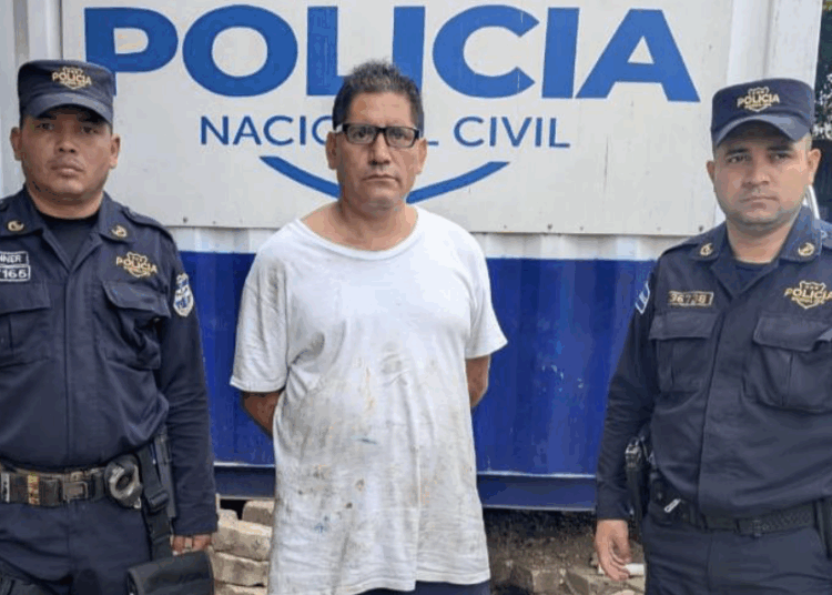 Capturan a conductor con 223° de alcohol en carretera Panamericana