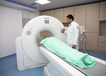 Hospital de Zacatecoluca estrena área de radiología e imágenes con tomógrafo tac por primera vez