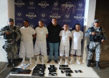 Incautan decenas de celulares robados