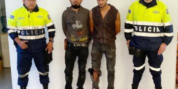 Motociclistas ebrios chocaron tras pelearse la vía 