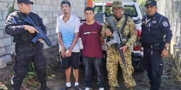 Capturan a pandilleros con órdenes de arresto en Santa Tecla