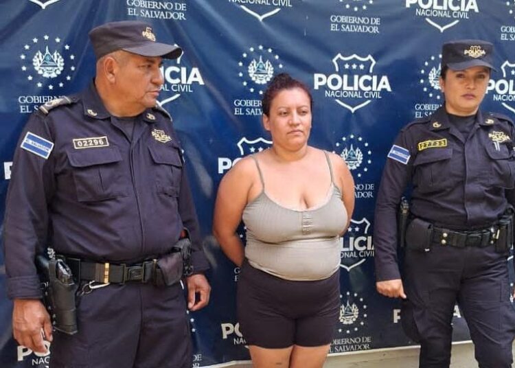 Capturan a pandillera con antecedentes por extorsión