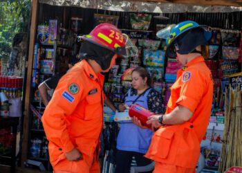 Bomberos redoblan inspecciones en ventas de pólvora 