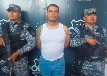 Capturan a pandillero que intentó ocultar sus tatuajes 