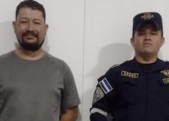 Conductor ebrio es capturado tras causar accidente 