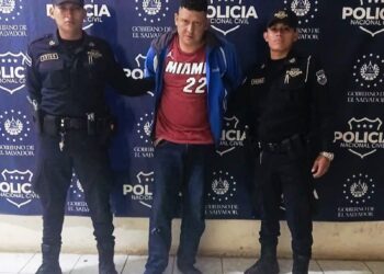 Motociclista ebrio causa accidente en San Miguel 