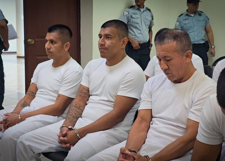 Condenan a 15 años de prisión a nueve extranjeros por millonario cargamento de cocaína