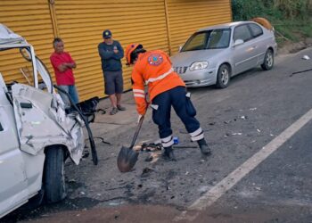 Triple colisión deja una víctima mortal en la carretera hacia Quezaltepeque