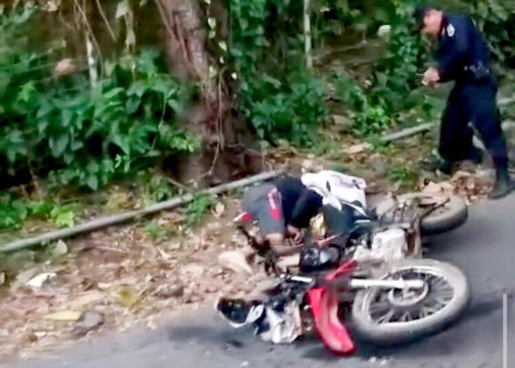 Motociclista fallece tras colisionar con vehículo en San Miguel
