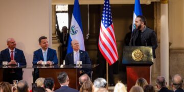 Presidente Bukele encabeza el Primer Desayuno Nacional de Oración 