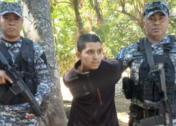Capturan a joven por atacar con un corvo a su tío