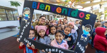 Ministerio de Educación inaugura año escolar