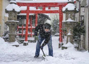 Nevadas históricas dejan al menos 30 fallecidos en Japón