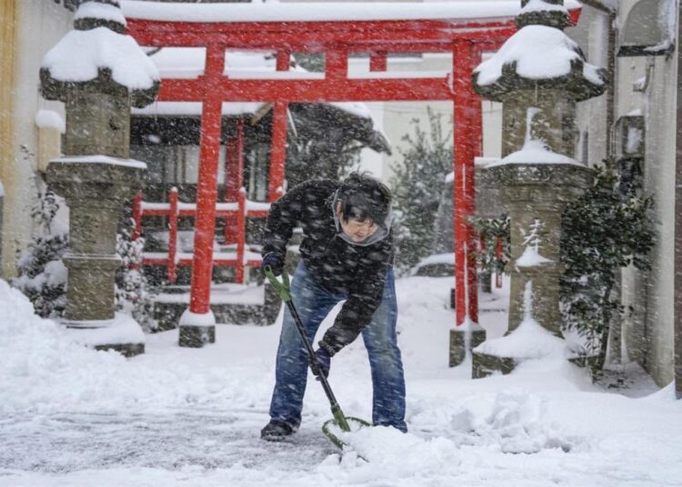Nevadas históricas dejan al menos 30 fallecidos en Japón