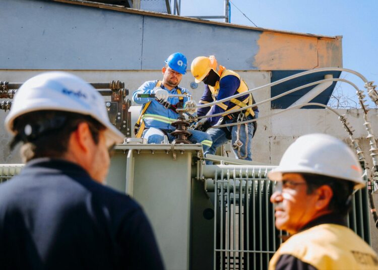 Supervisan mantenimiento eléctrico en Planta Torogoz