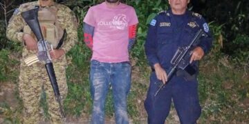 Capturan a hondureño con paquete de marihuana
