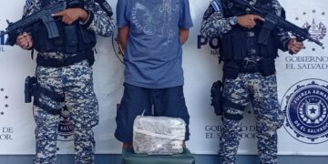 Capturan a sujeto con paquete de marihuana