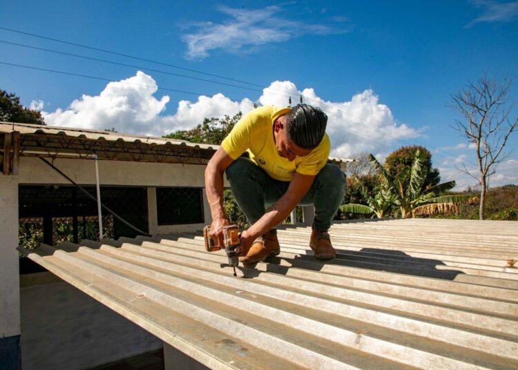 Renuevan el Centro Escolar Rincón Grande 