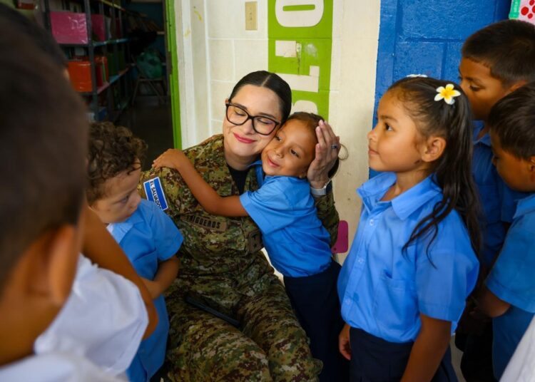 Anuncian Bachillerato en Servicios Turísticos para la Isla Zacatillo