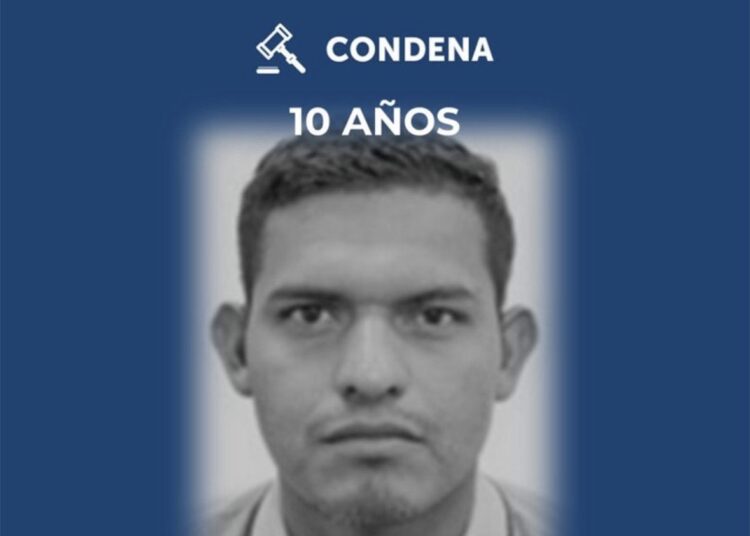 Condenan a 10 años de cárcel a sujeto que extorsionaba a comerciante en San Miguel