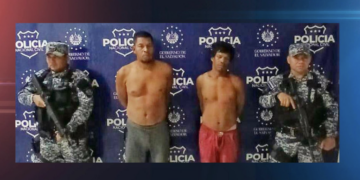 Capturan a dos nicaragüenses por golpear brutalmente a un hombre 