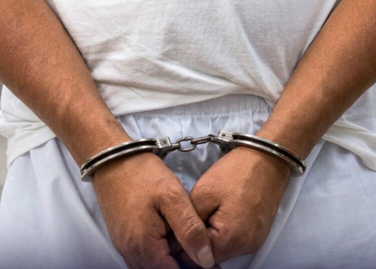 Detención provisional para acusado de violación 