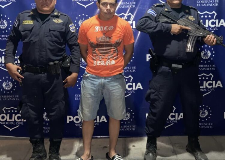 Capturan a pandillero tras amenazar a trabajador en Apopa